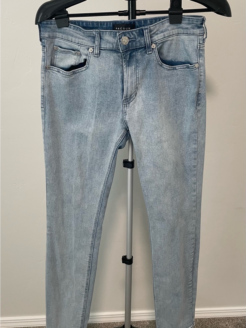 PacSun Slim Jeans Men’s 30x32 Active Stretch Light Wash Denim
